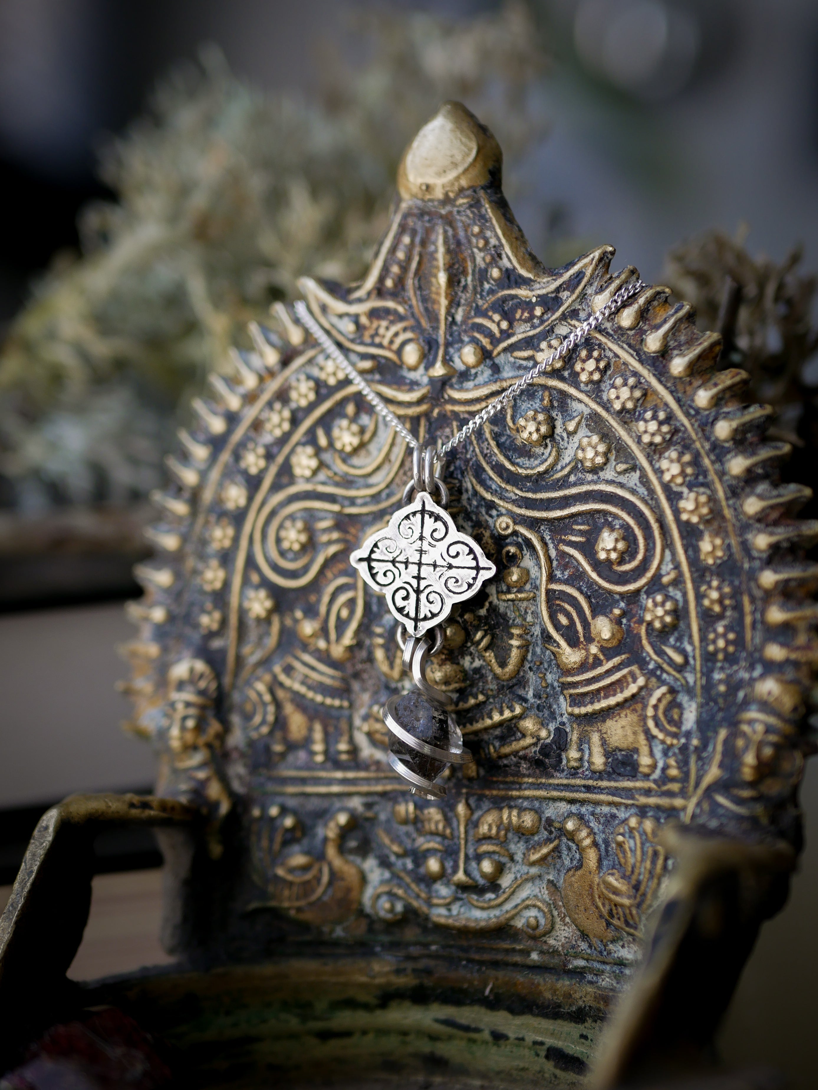 Le Trésor de la Crypte - Collier en diamant Herkimer et argent