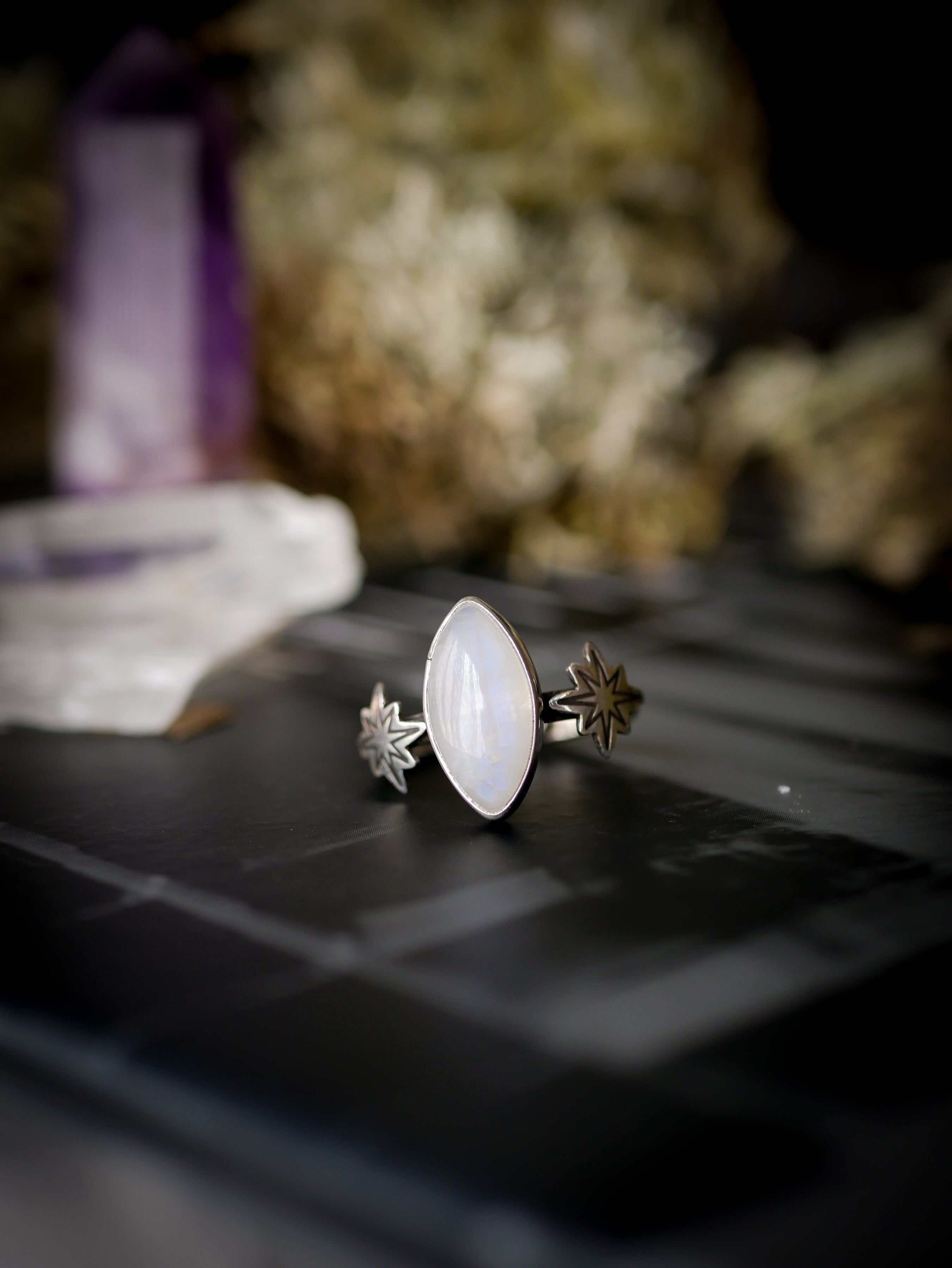 Moonchild - Bague en pierre de lune arc-en-ciel (péristérite) et argent