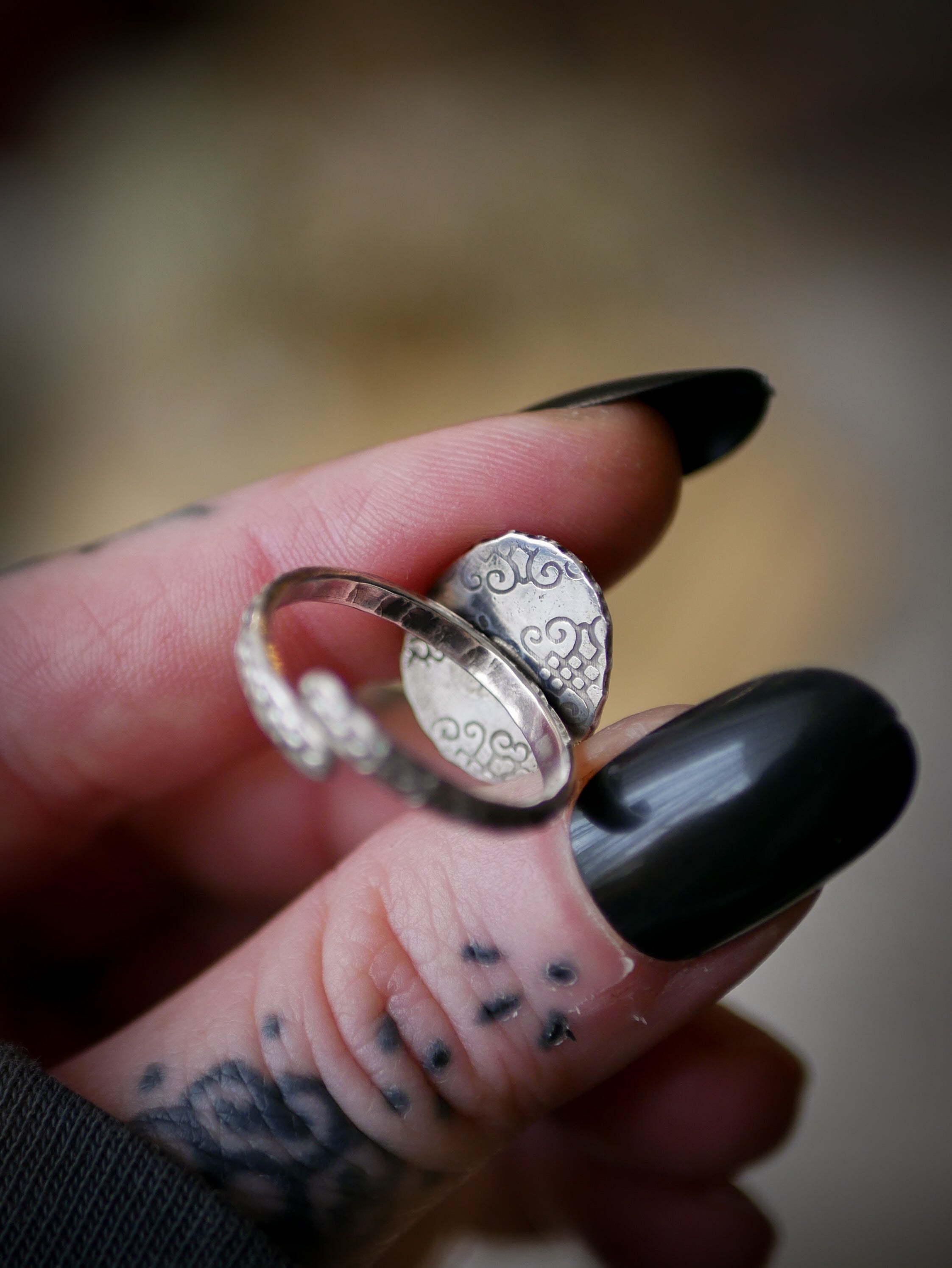 La Diseuse de Bonne Aventure - Bague en quartz clair et argent