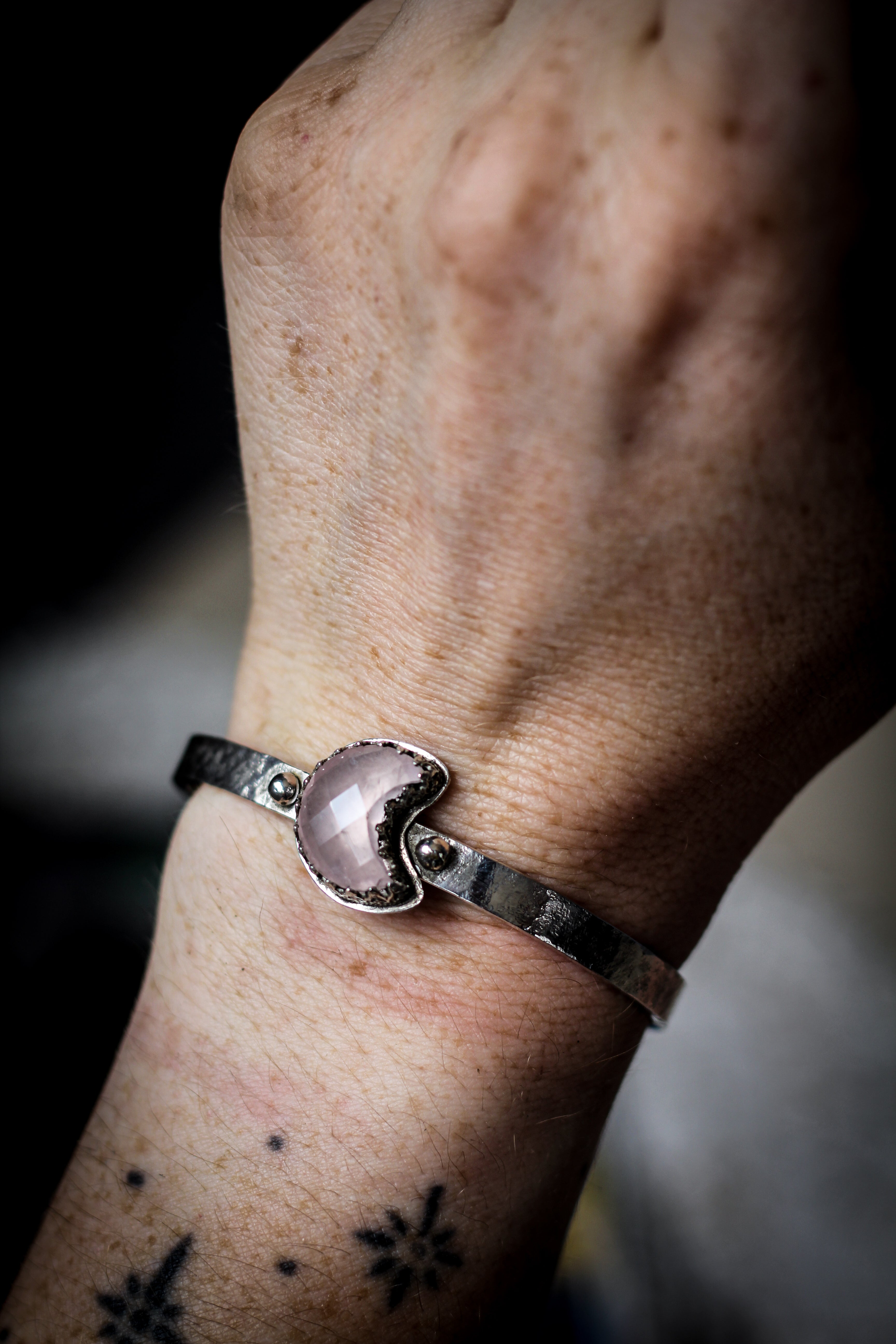 Moon Witch - Moon bangle bracelet in faceted rose quartz and silver
