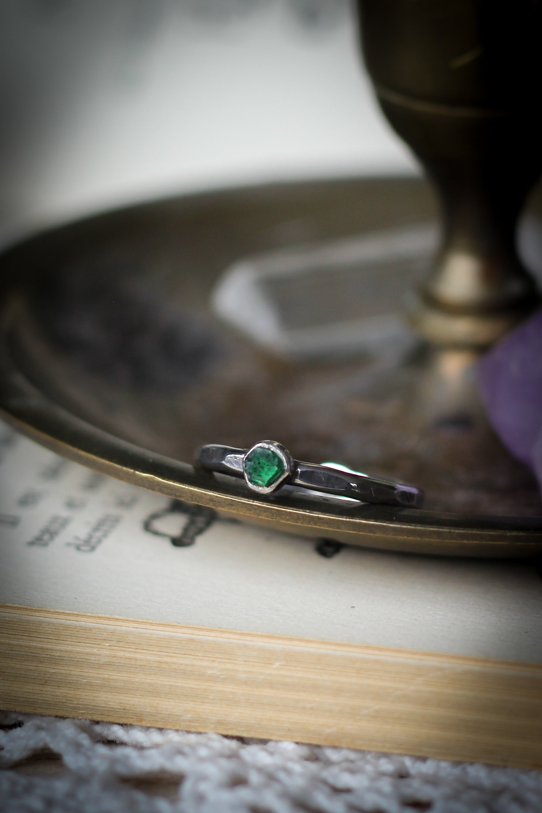 The Fortune Teller - Genuine Raw Emerald and Silver Ring