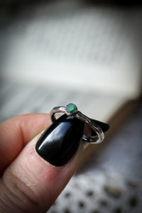 The Fortune Teller - Genuine Raw Emerald and Silver Ring