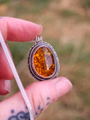 [Réservé] Chrysanthemum Solis - Collier en ambre de la Baltique et argent, chrysanthème au dos