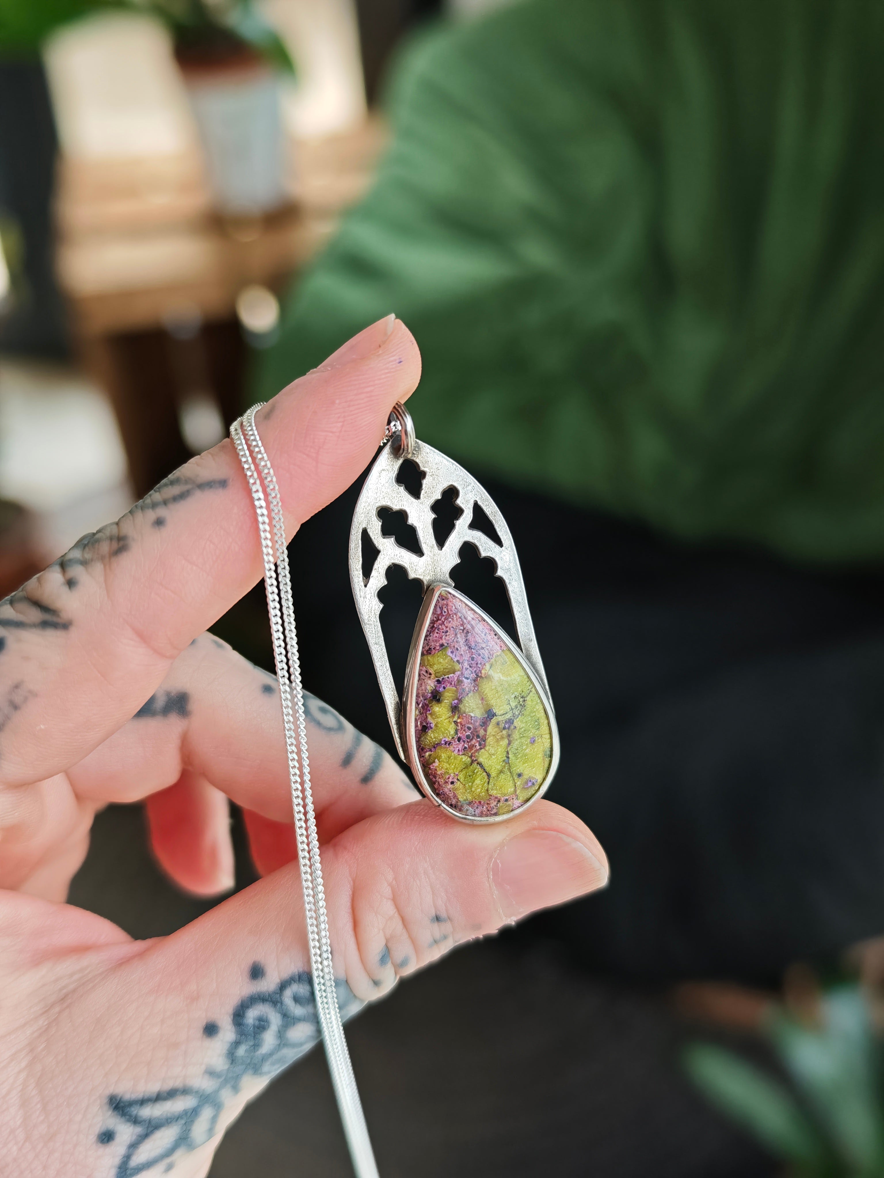 [Réservé] Templum - Collier gothique en atlantisite et argent