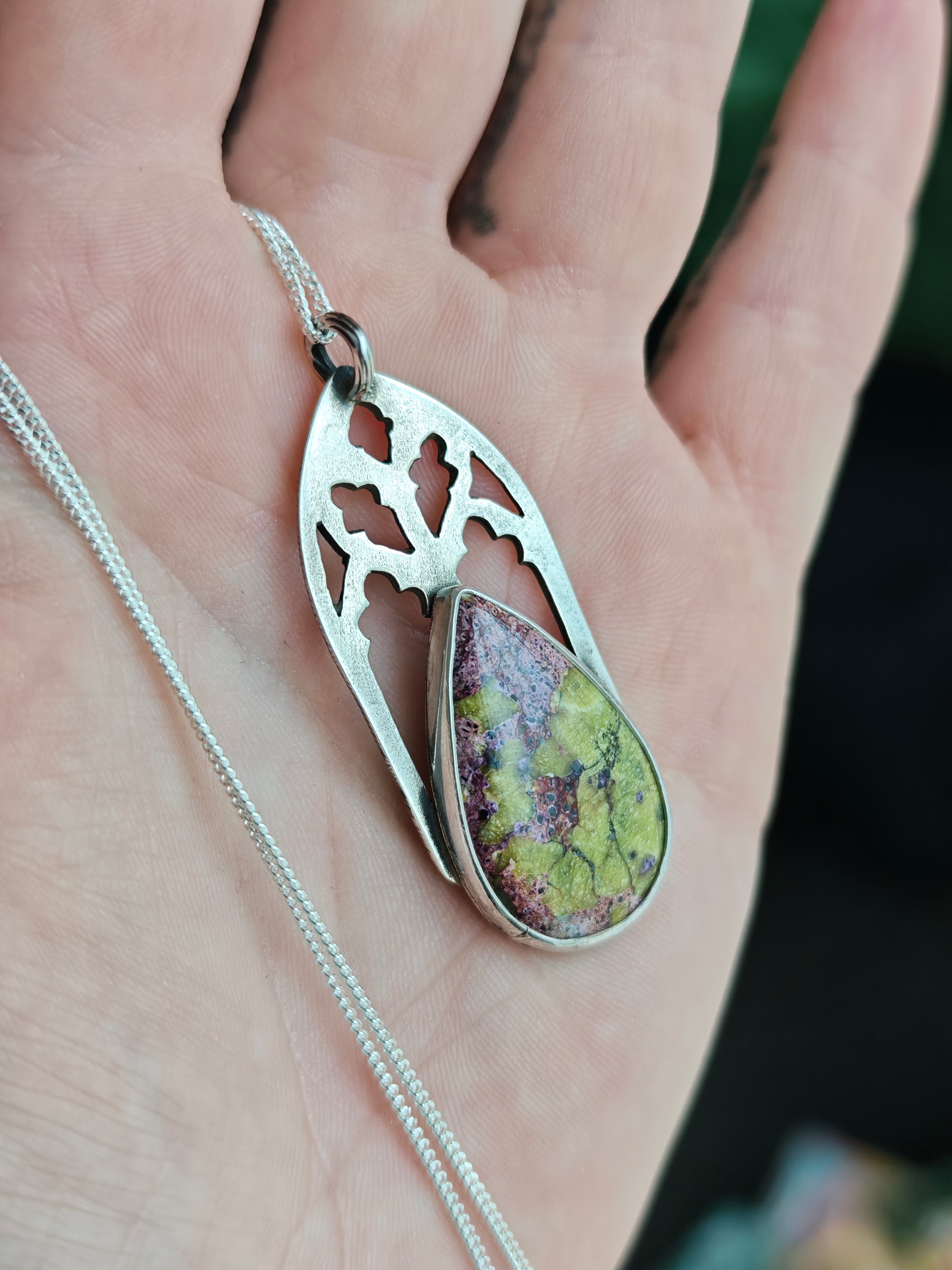 [Réservé] Templum - Collier gothique en atlantisite et argent
