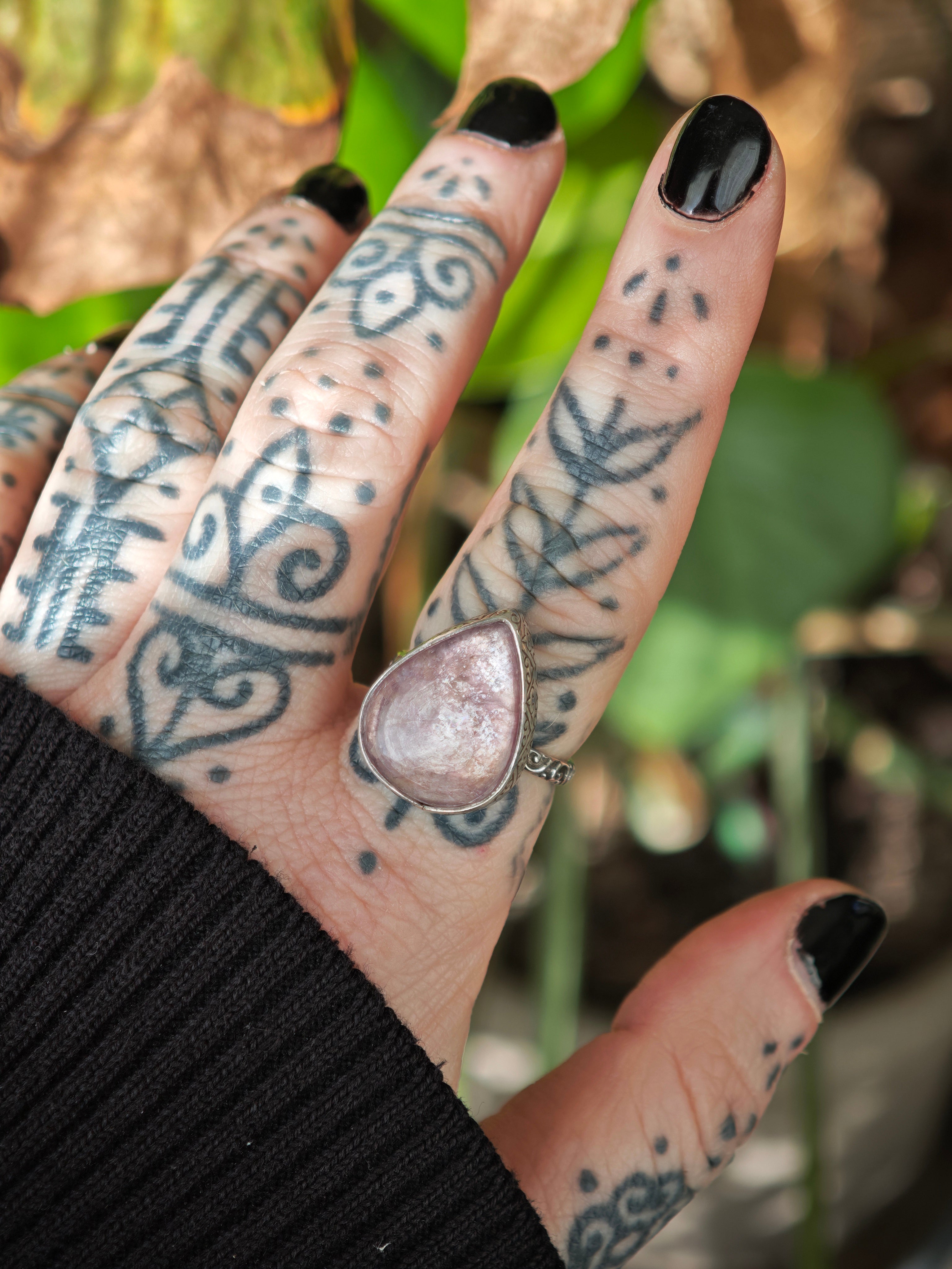 [Réservé] Astral Witch - Bague en lépidolite gemme mica et argent