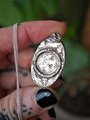 [Réservé] L'Ouroboros - Collier en jaspe sanguin et argent, Ouroboros forgé au dos