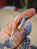 [Riservato a Lise] Sanctus - Collana in ambra baltica e argento, calice sul retro