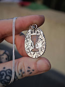 [Riservato a Lise] Sanctus - Collana in ambra baltica e argento, calice sul retro