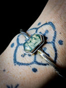 Le Liéchi - Faceted moss agate and silver torque bracelet