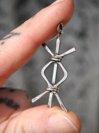 Commande personnalisée Imen - Collier en argent, rune liée Ingwaz et Isa forgée