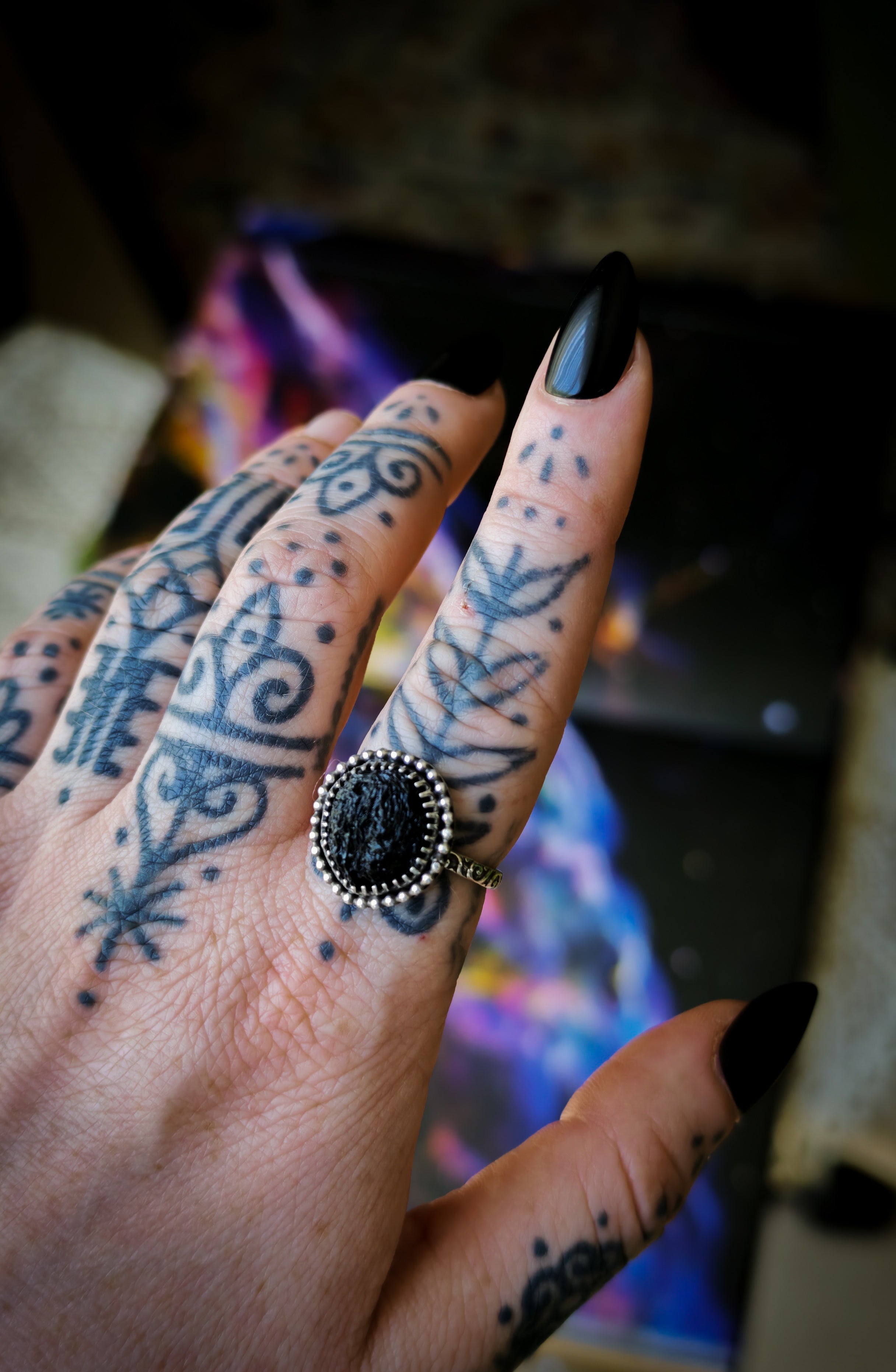 Bétyle - Bague en argent et tectite