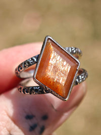 [Réservé] Hélios - Bague en pierre de soleil "pluie de météorites", argent