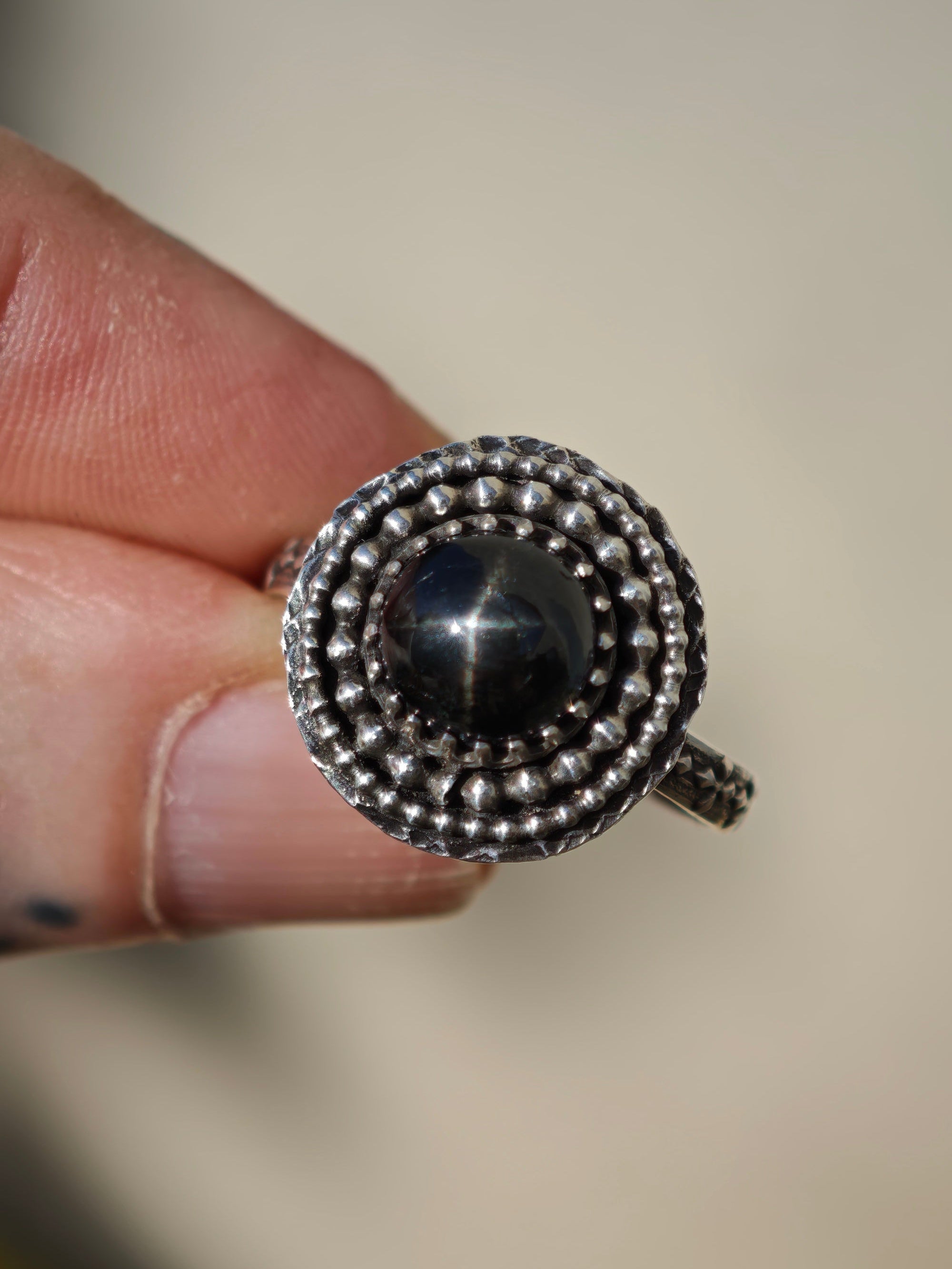 [Réservé] Lilith - Bague en diopside étoile noire et argent