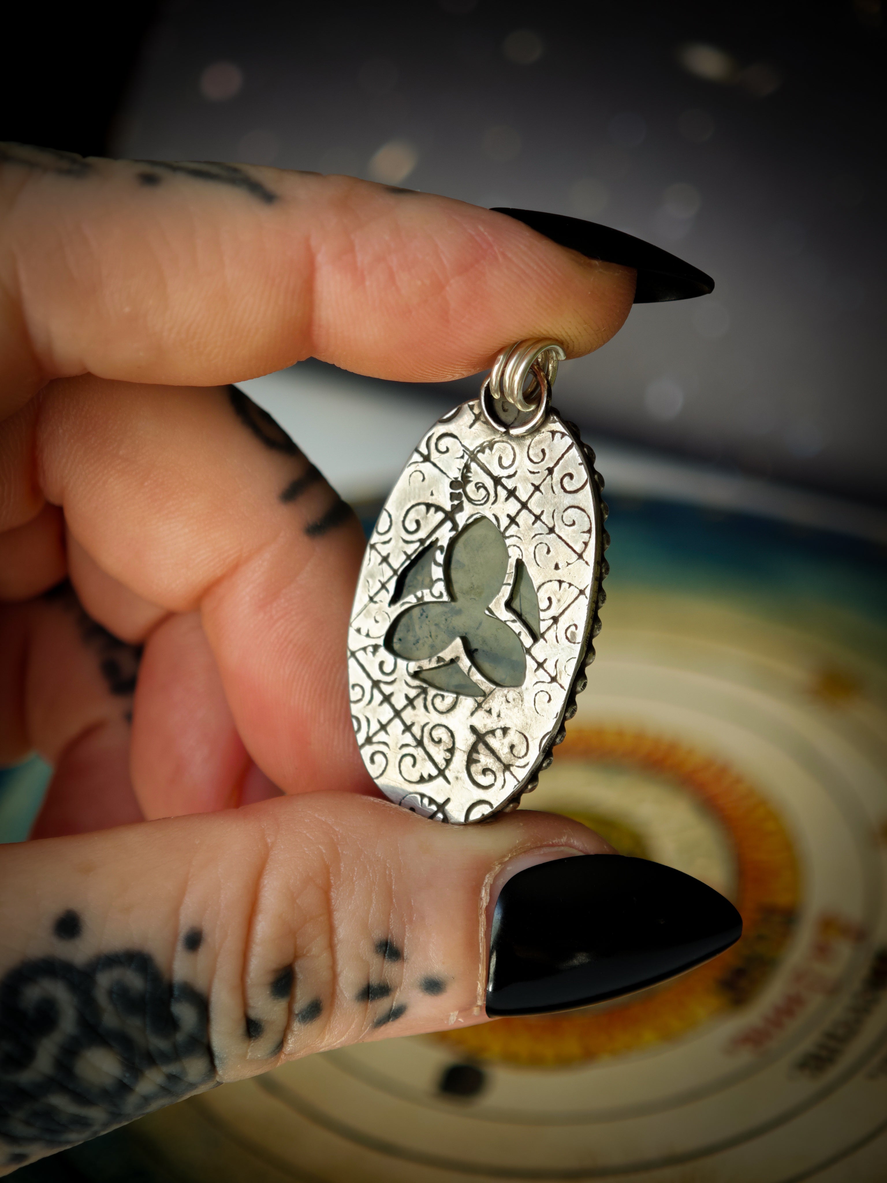 [Réservé] Hereticus - Pendentif en prehnite et argent