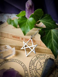 Hexagram - Silver necklace, handmade unicursal hexagram