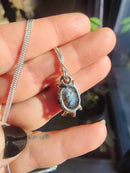 [Réservé] Le Talisman de Yule - Collier en agate dendritique (merlinite) facettée et argent