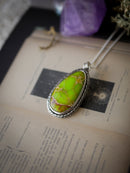 Apophis - Collier en gaspéite et argent, serpent au dos