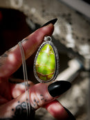 Apophis - Collier en gaspéite et argent, serpent au dos