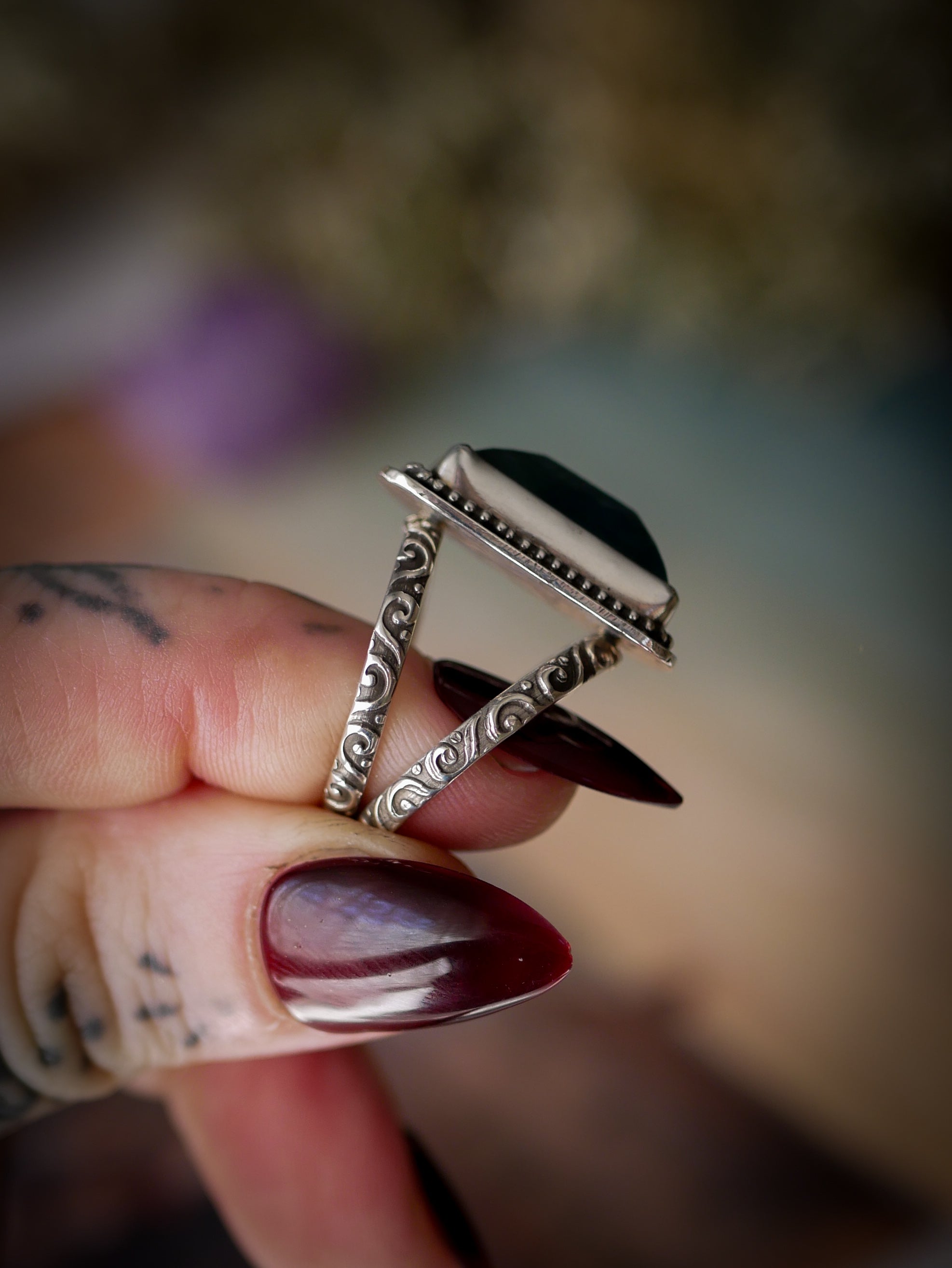 La Dryade - Bague en fluorite verte facettée et argent