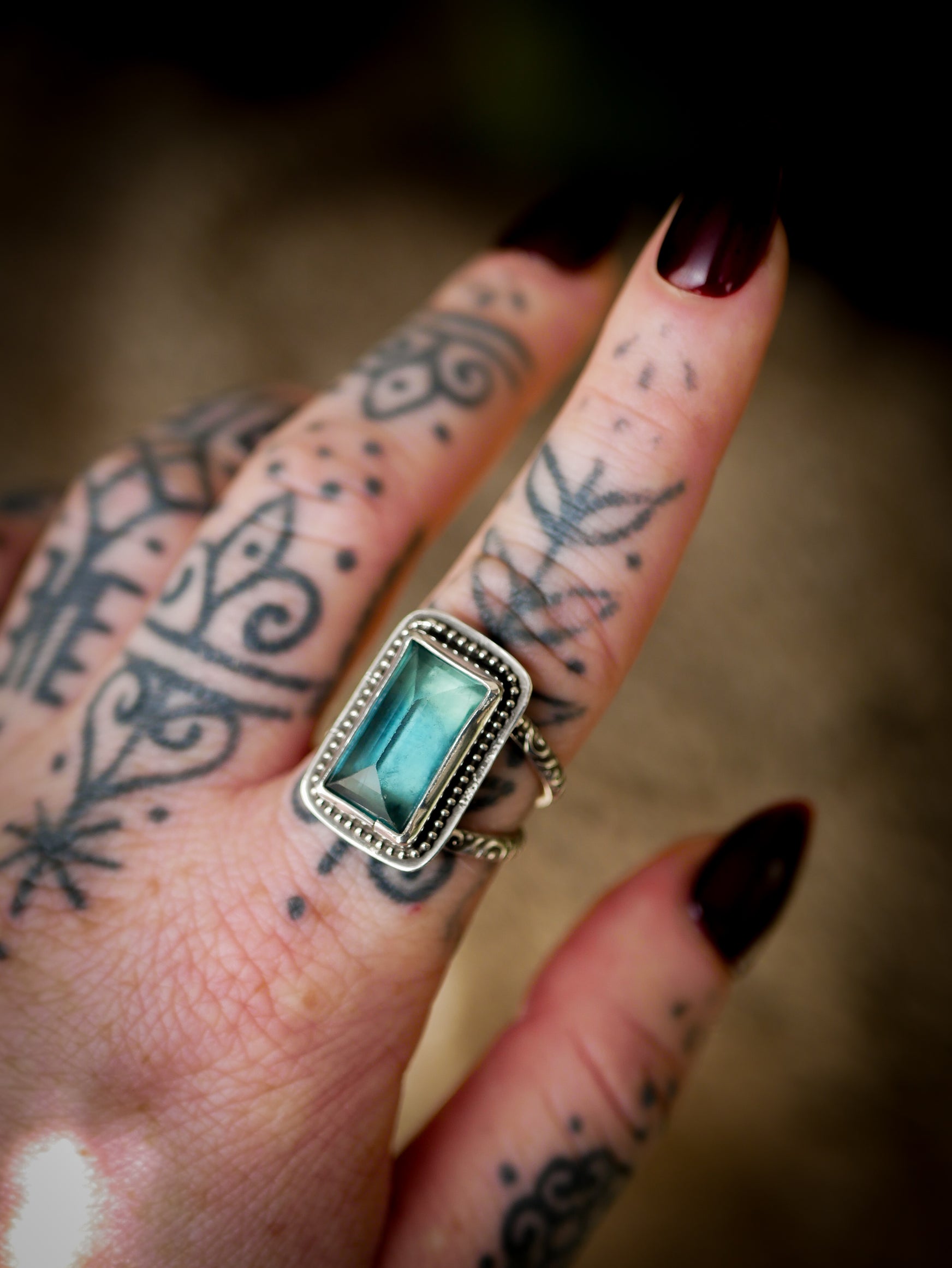 La Dryade - Bague en fluorite verte facettée et argent