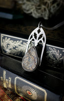 Le Coven - Collier gothique en cristal de l'Himalaya mica et argent