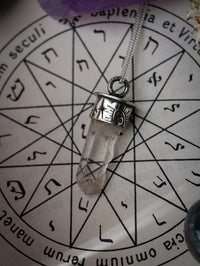 Divination - Collier-pendule en cristal de l'Himalaya et argent