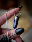 [Réservé] Anubis - Collier-pendule en lapis lazuli et argent, crâne forgé