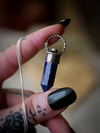 [Réservé] Anubis - Collier-pendule en lapis lazuli et argent, crâne forgé