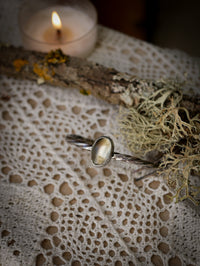 Huldufólk - Bracelet torque forgé en argent et améthyste verte (prasiolite)