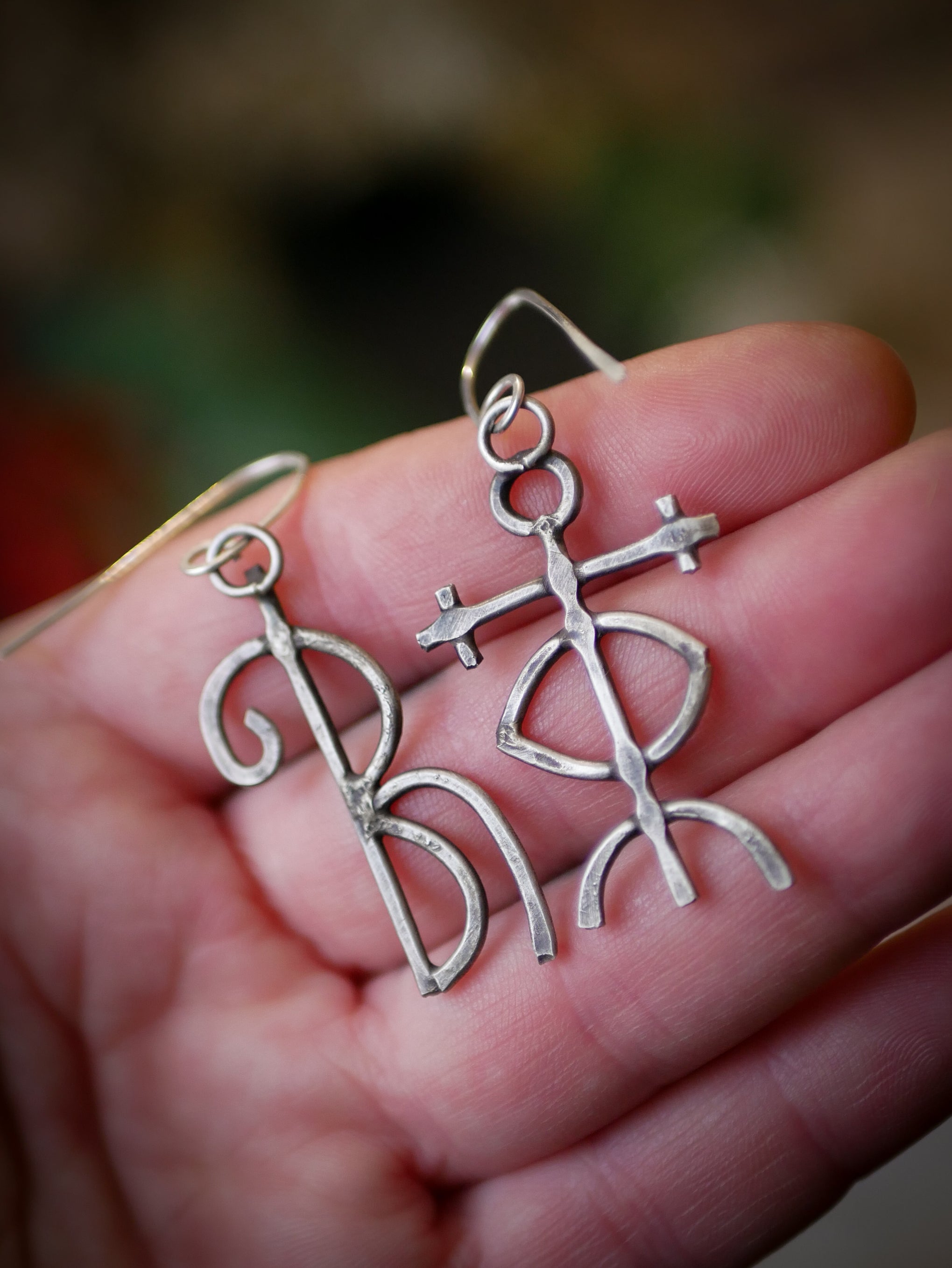 Intuition & Magie Verte - Boucles d'oreilles forgées en argent