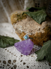 Poussière d'Etoiles - Bague en opale de Lightning Ridge, quartz clair et argent