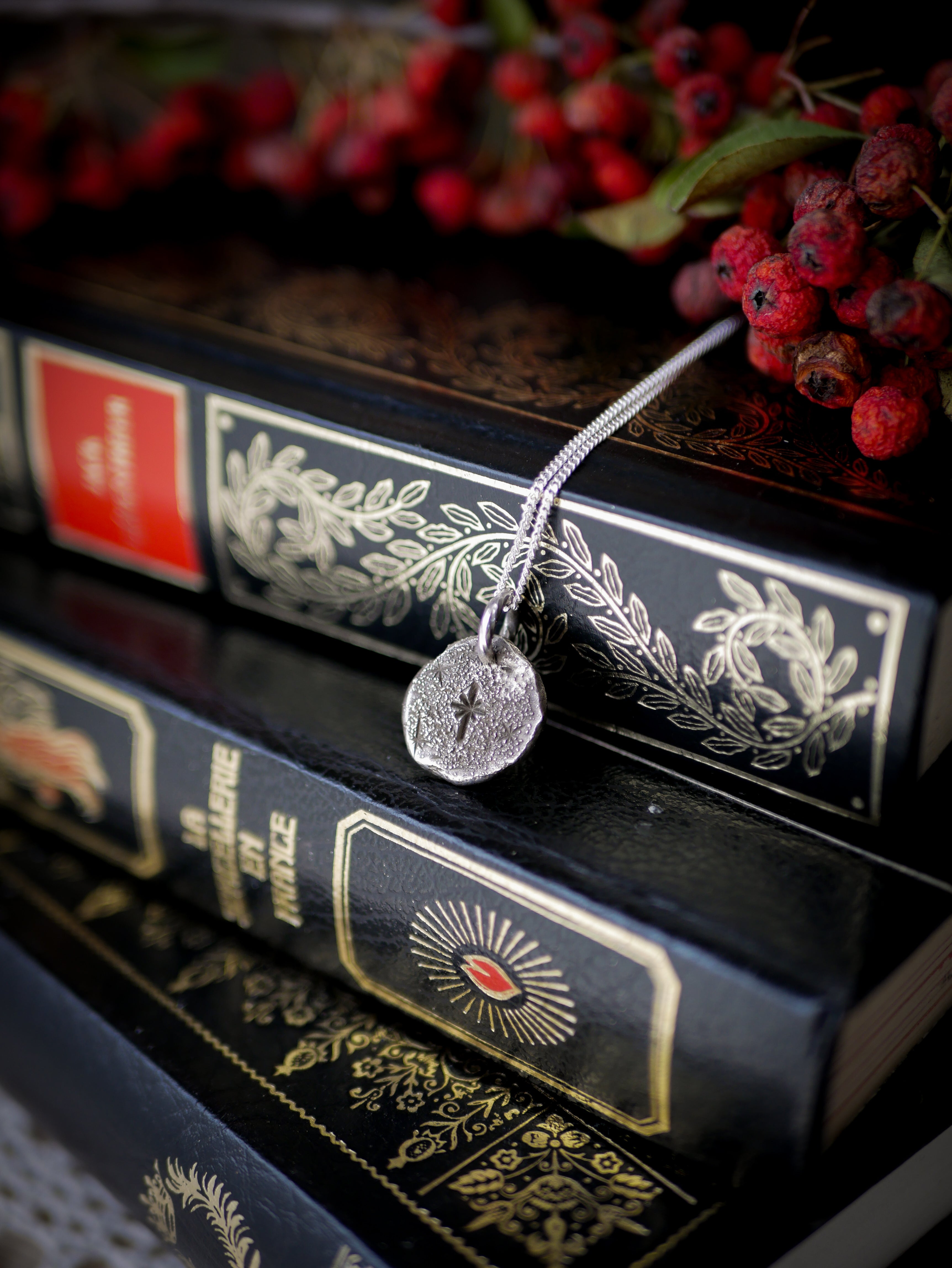 The Shepherd's Star - Collana bifacciale in diamante Herkimer e argento, stella coniata