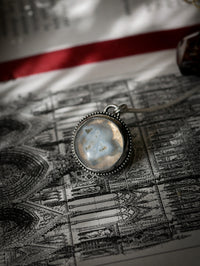 Ecclesia - Collana gotica in quarzo solare e argento