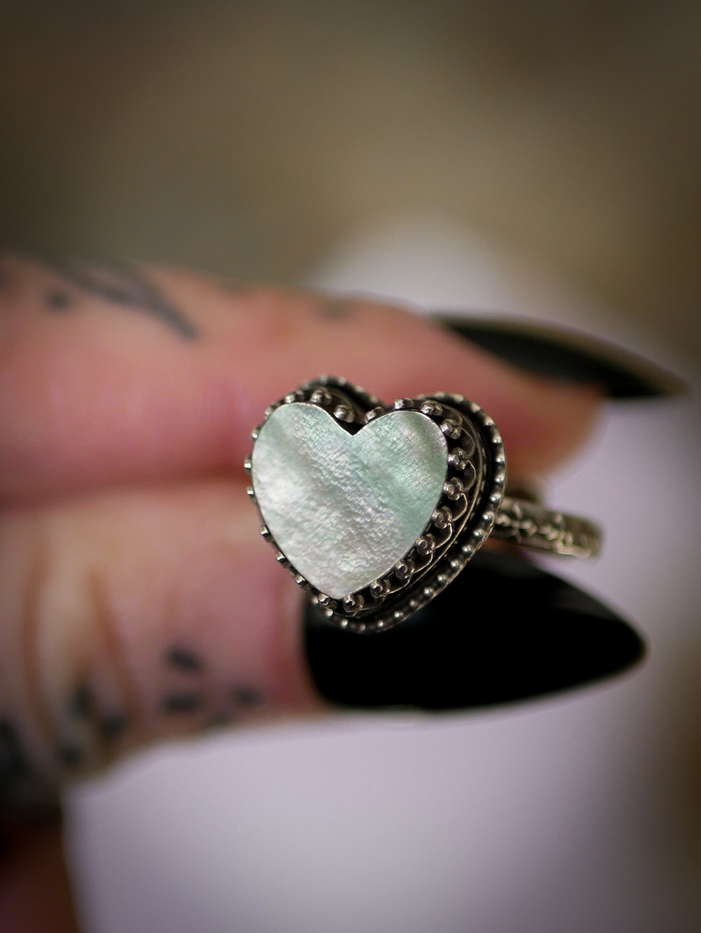 Vénus - Bague en nacre de Tahiti et argent