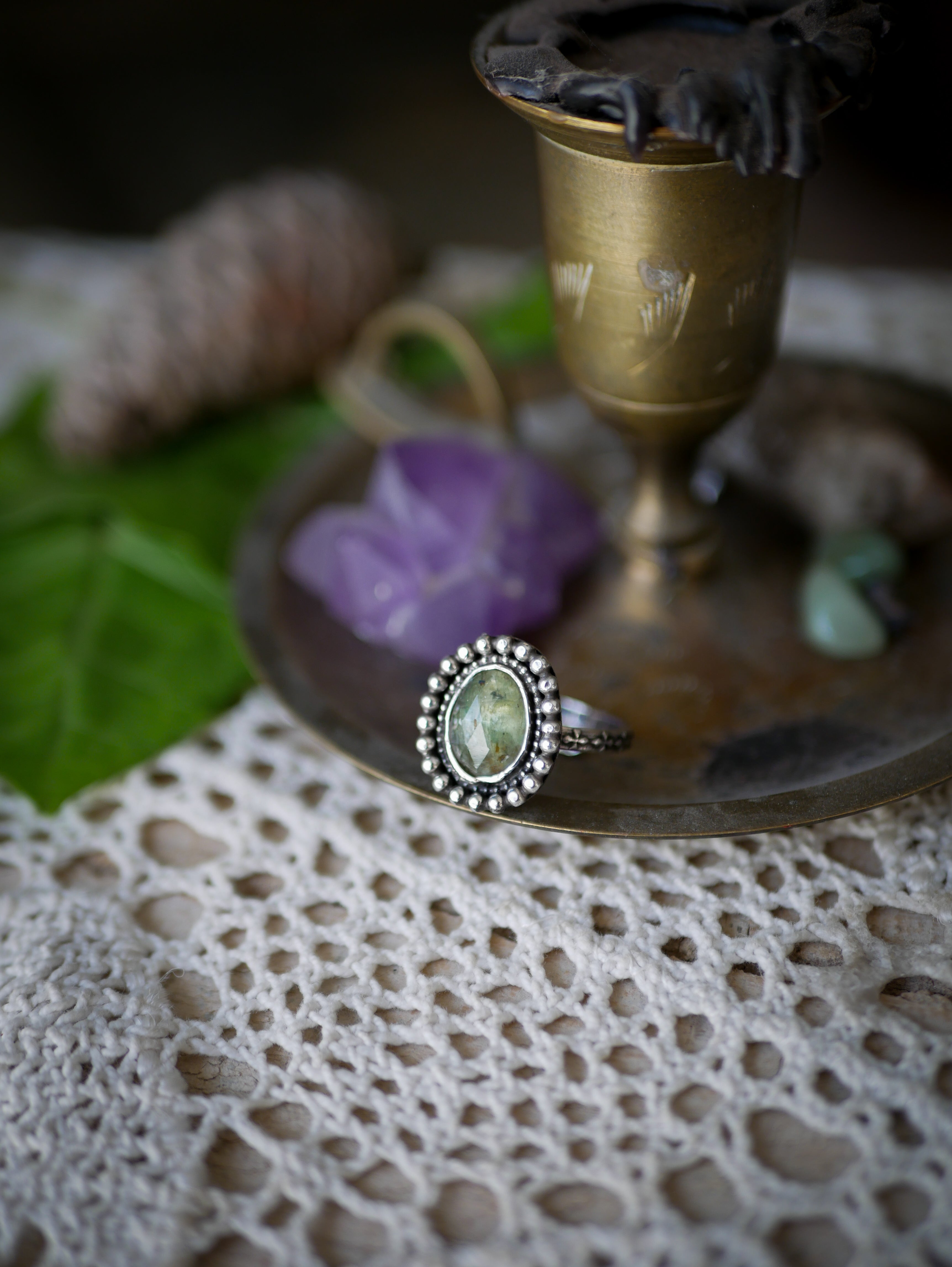 L'Arcane - Bague en cyanite vert menthe facettée et argent