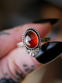 Transylvania - Bague en grenat Hessonite gemme facetté et argent, chauve-souris forgée