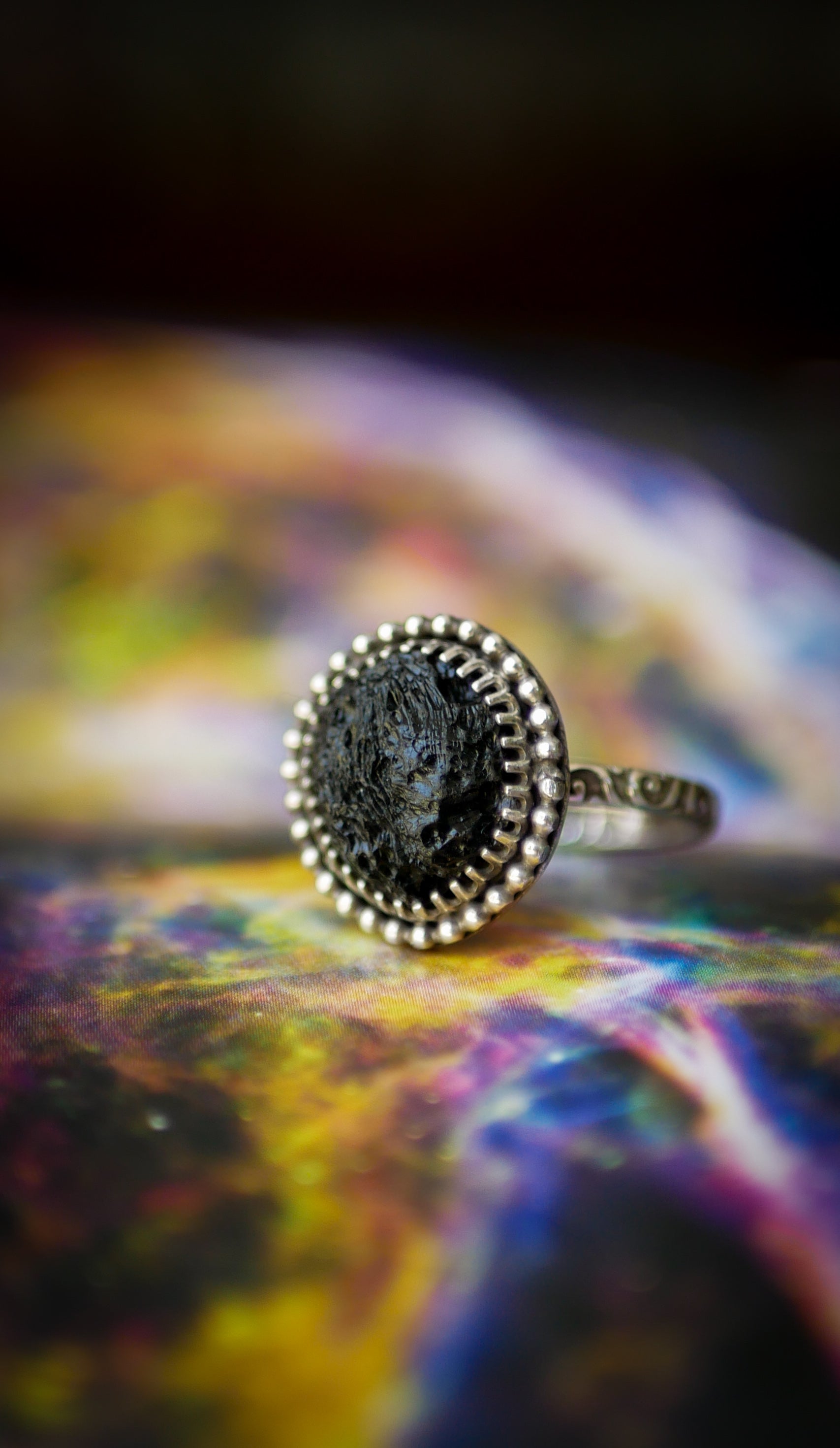 Bétyle - Bague en argent et tectite