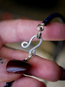 Ankh - Ras-de-cou en perles de lapis lazuli, argent et ankh forgé