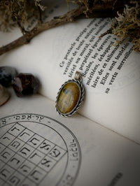 Le Talisman - Pendentif en œil de tigre Marra Mamba et argent, pentagramme forgé en cuivre au dos