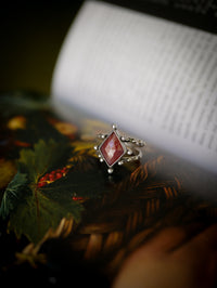 Lughnasadh - Bague en agate du Botswana "kaki" facettée et argent