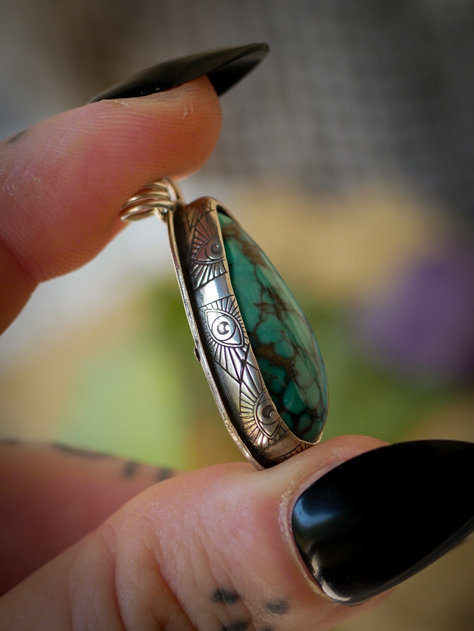 La Croix de Vie - Pendentif en turquoise Hubei, argent vieilli et ankh forgé
