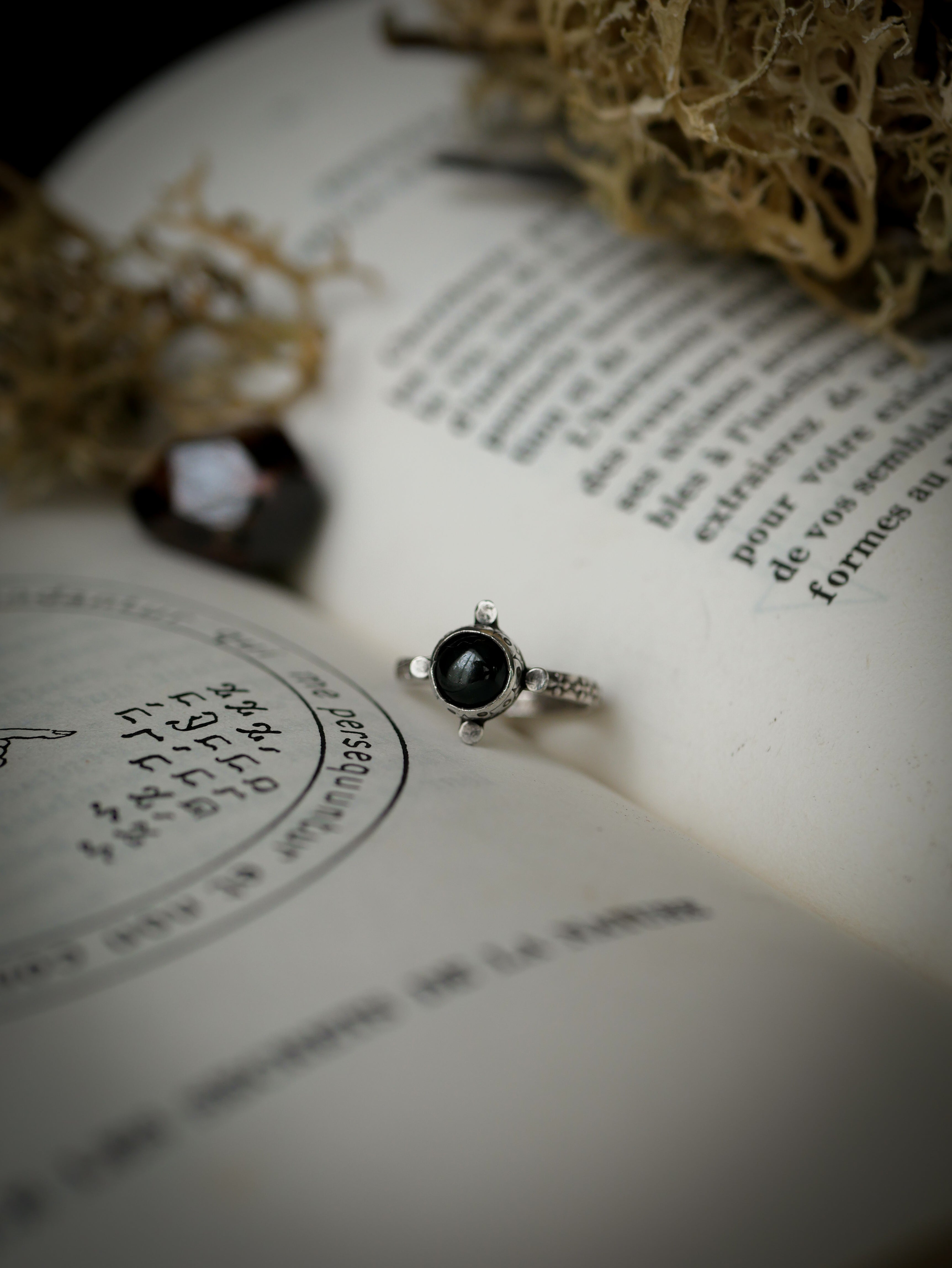 [Réservé] La Lune Noire - Bague en diopside étoile noire et argent