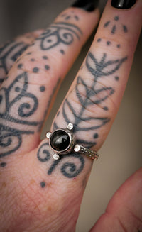 [Réservé] La Lune Noire - Bague en diopside étoile noire et argent