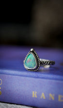 Le Trésor du Leprechaun - Bague en doublet d'opale Welo hydrophane et argent