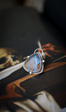Magie Astrale - Pendentif en opale Boulder et argent, étoile du Nord au dos