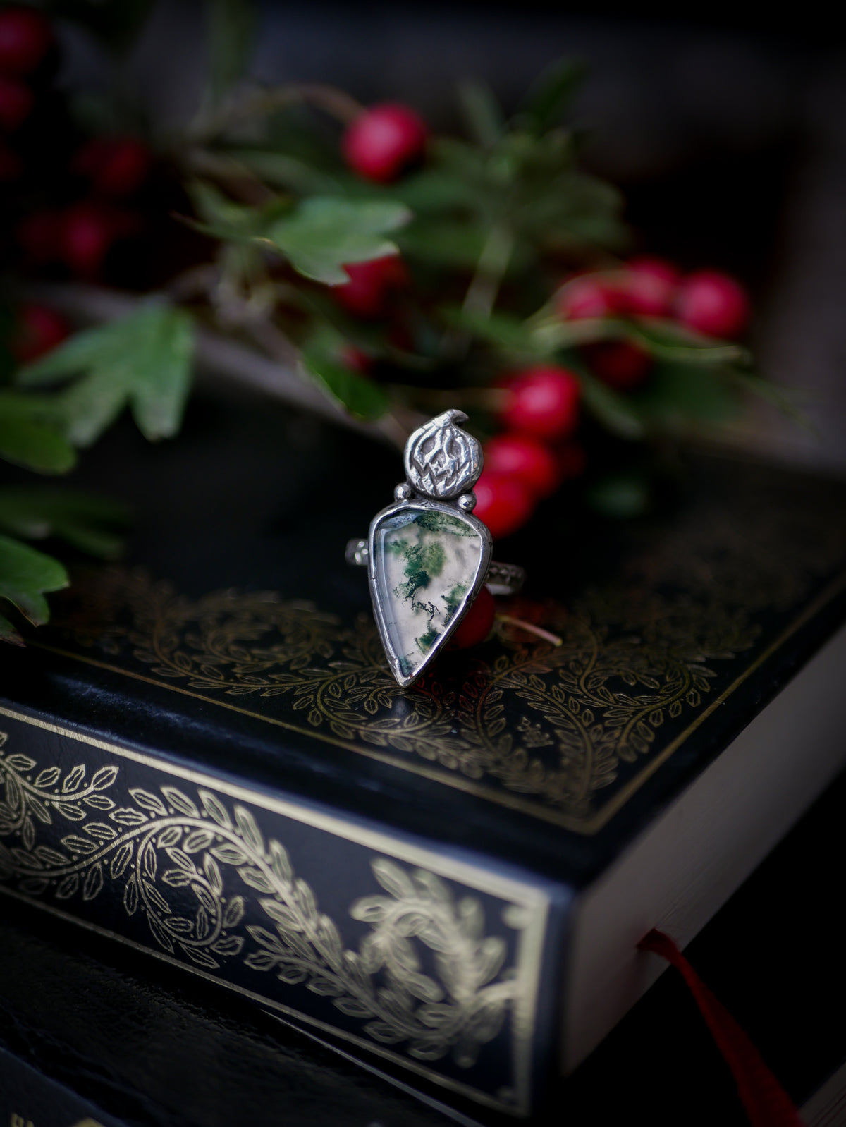 Jack O'Lantern - Bague en agate mousse et argent, citrouille forgée