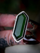 La Bean Nighe - Bague en aventurine verte facettée et argent