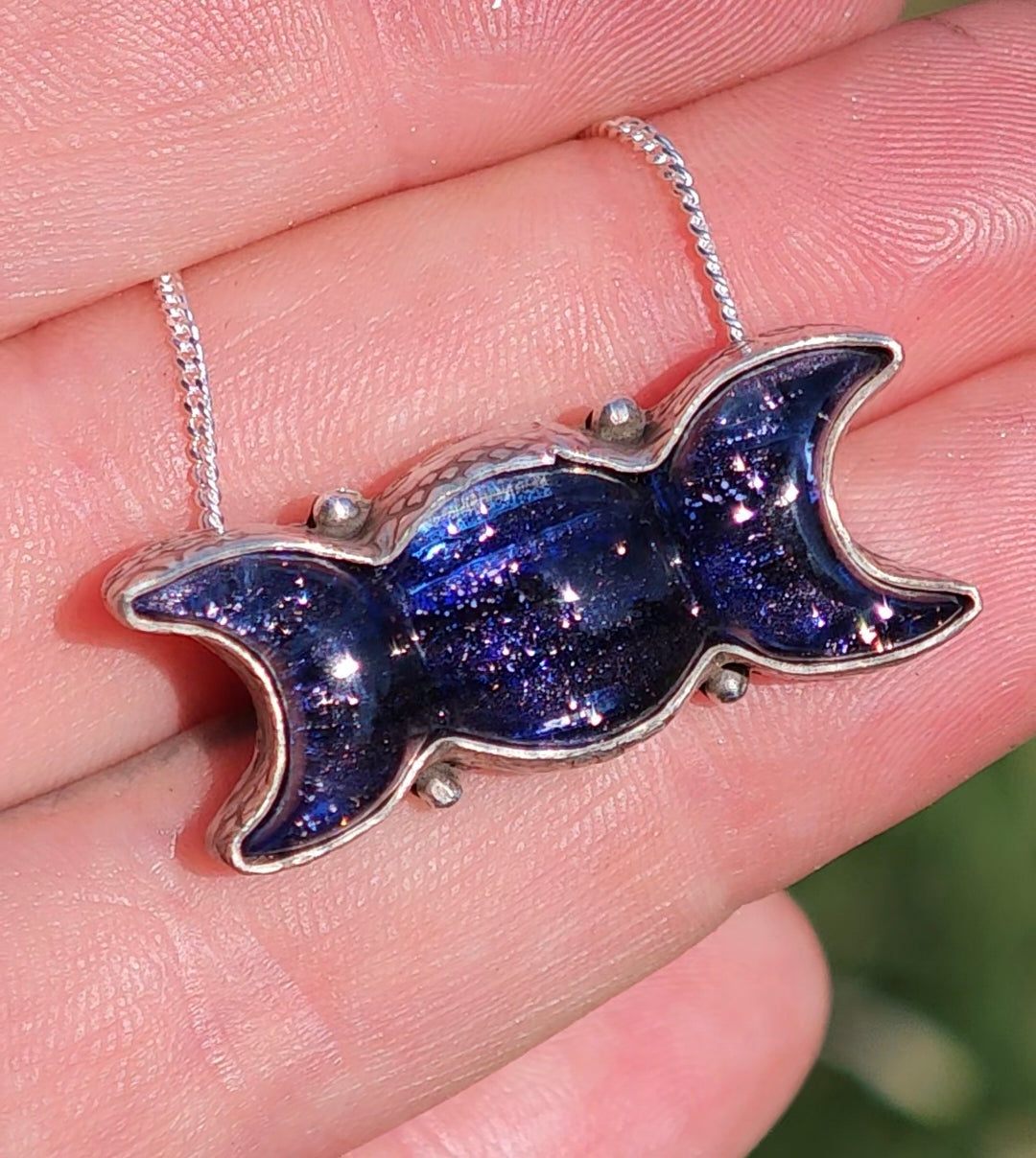 [Réservé] Triple Lune - Pendentif en pierre de soleil bleue et argent